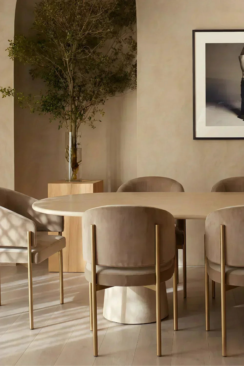 Métal et Textile : Les standards de haute facture pour le mobilier de prestige