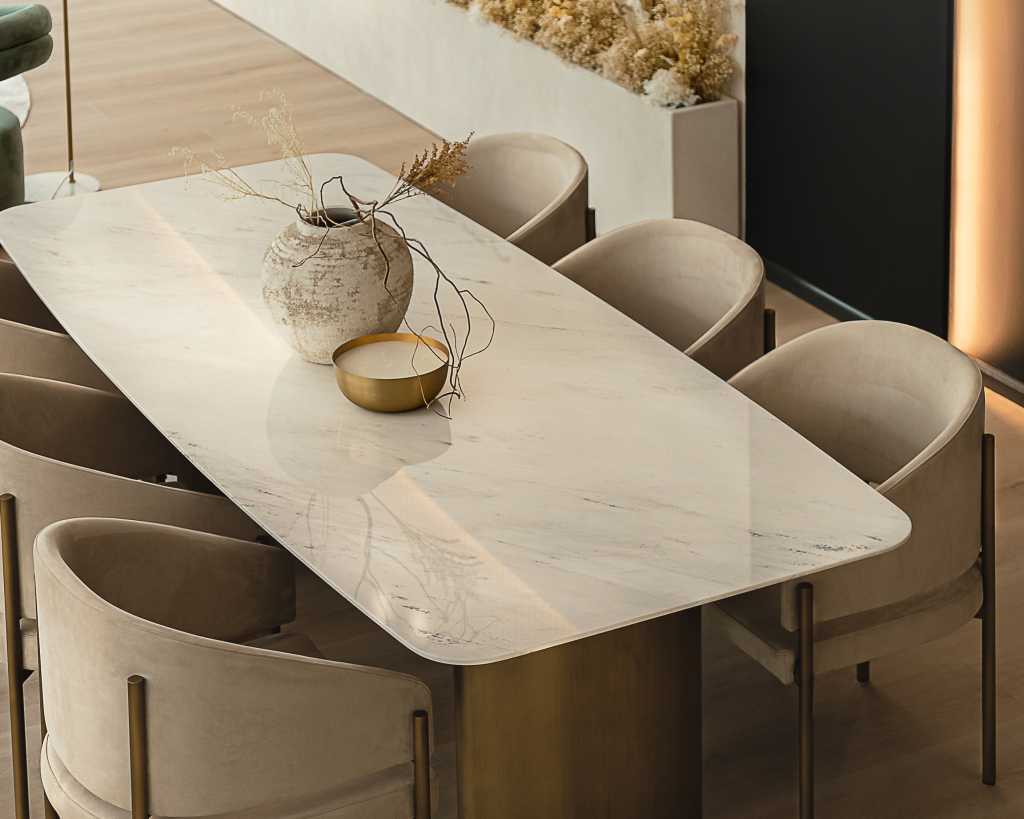 Table de repas Arco